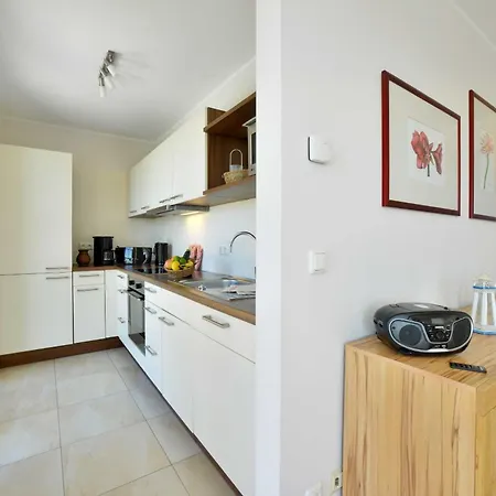 Reetdachhaus Ostseebrise آلتنكيرشن