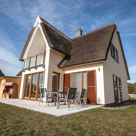 Reetdachhaus Ostseebrise آلتنكيرشن
